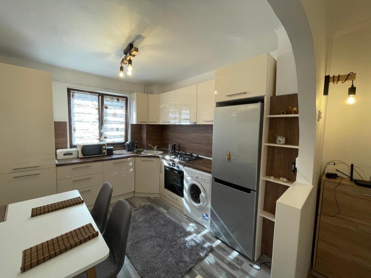Soho Apartment Fagaras - 1 Bedroom & Extensible Couch Экстерьер фото
