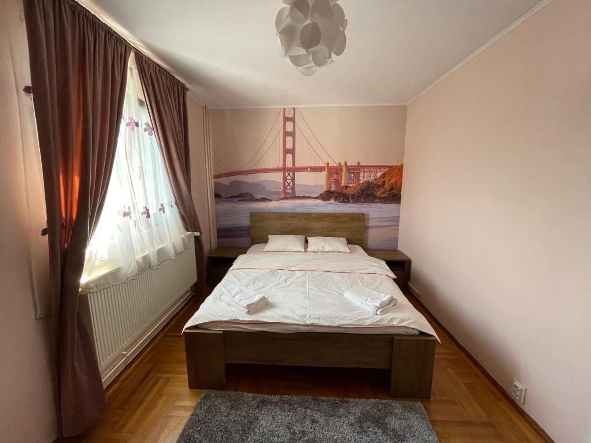 Soho Apartment Fagaras - 1 Bedroom & Extensible Couch Экстерьер фото